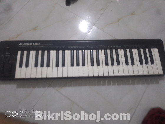 Q49 Midi Keyboard